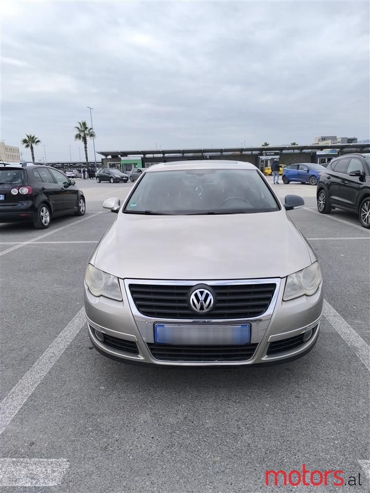 2006' Volkswagen Passat photo #5