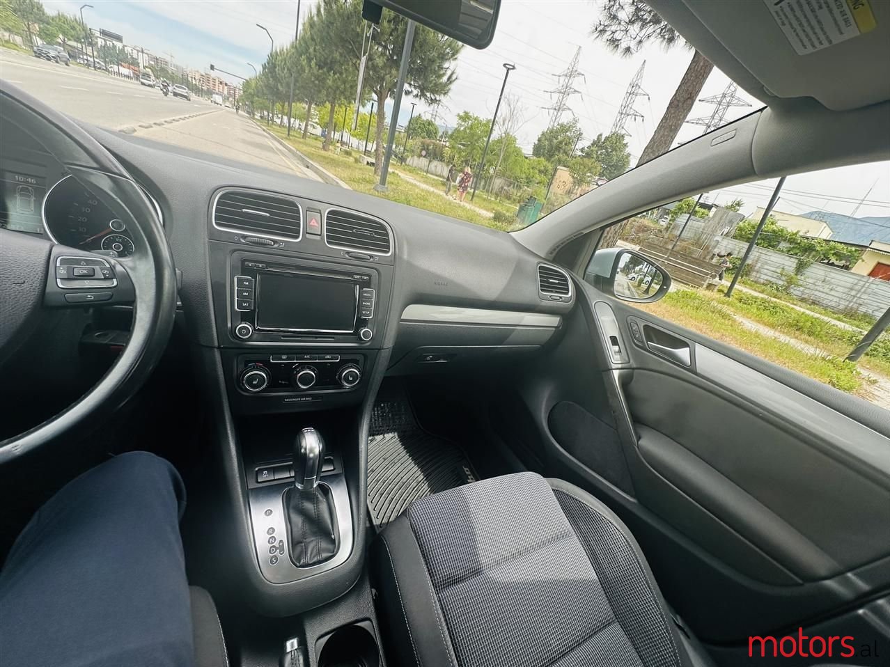 2013' Volkswagen Golf photo #6