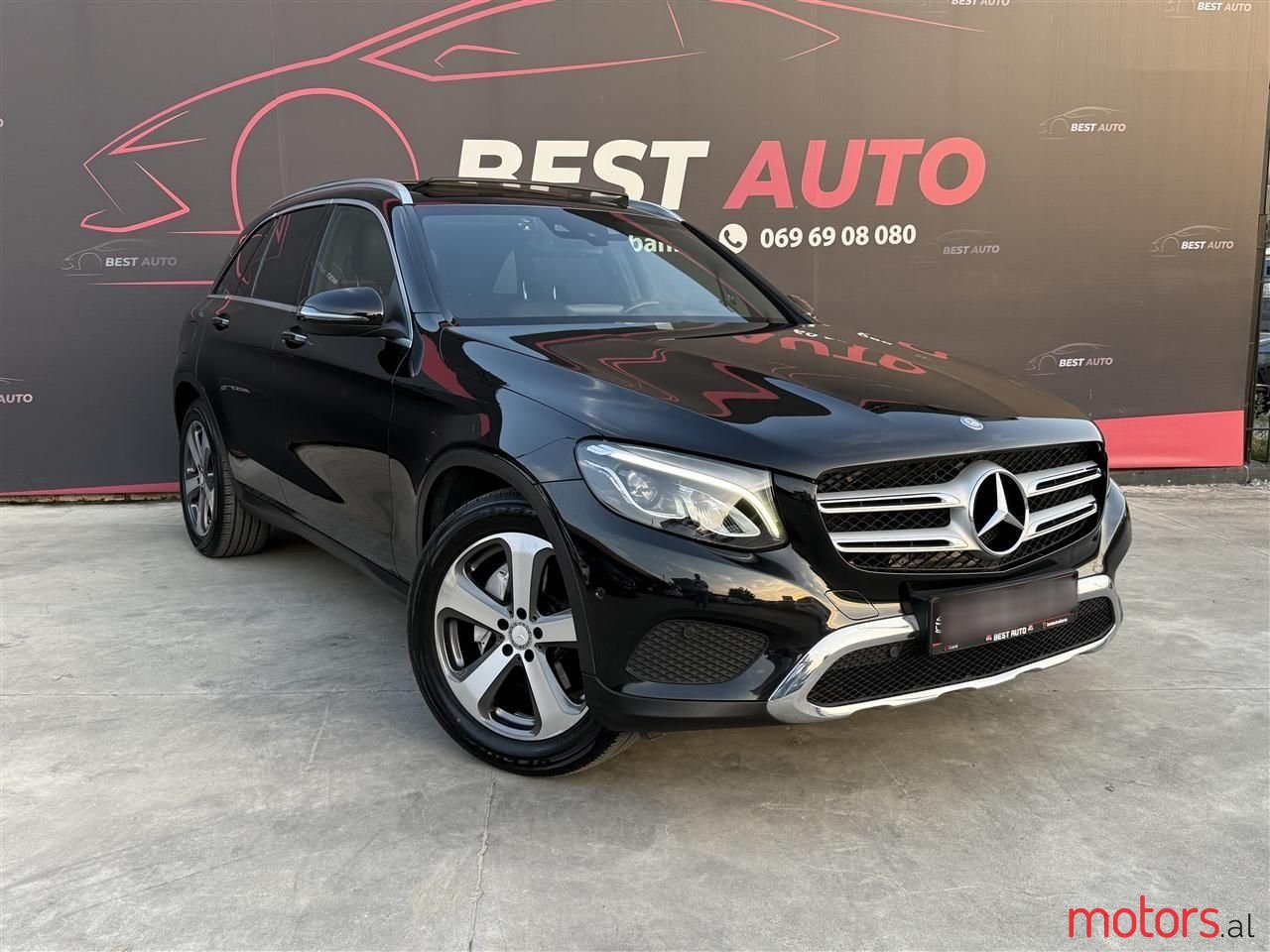 2016' Mercedes-Benz GLC 220 photo #1