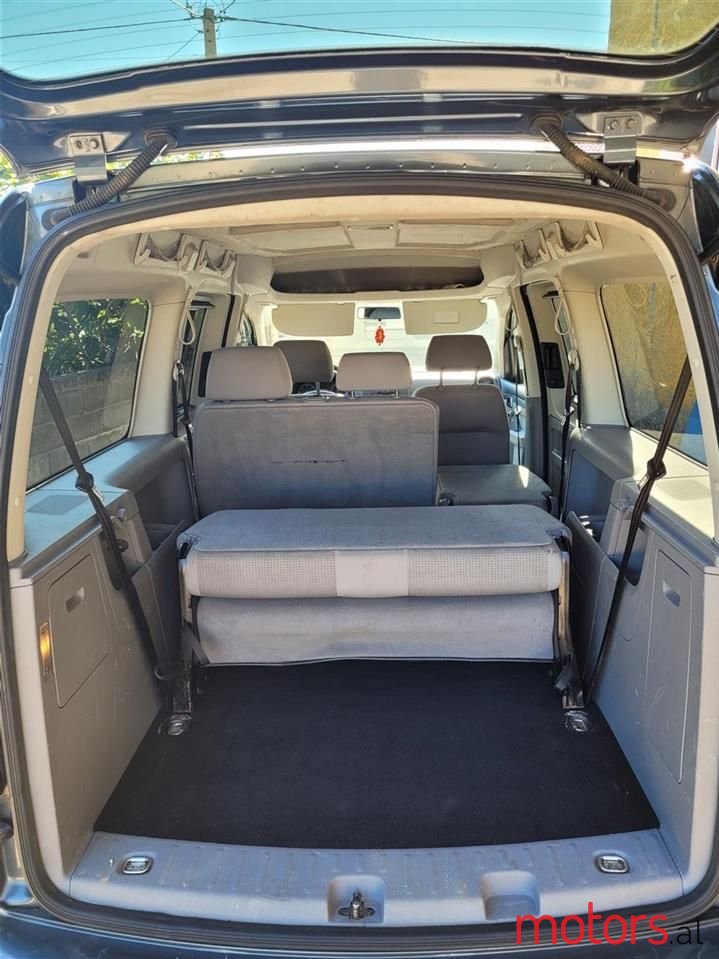 2008' Volkswagen Caddy photo #3