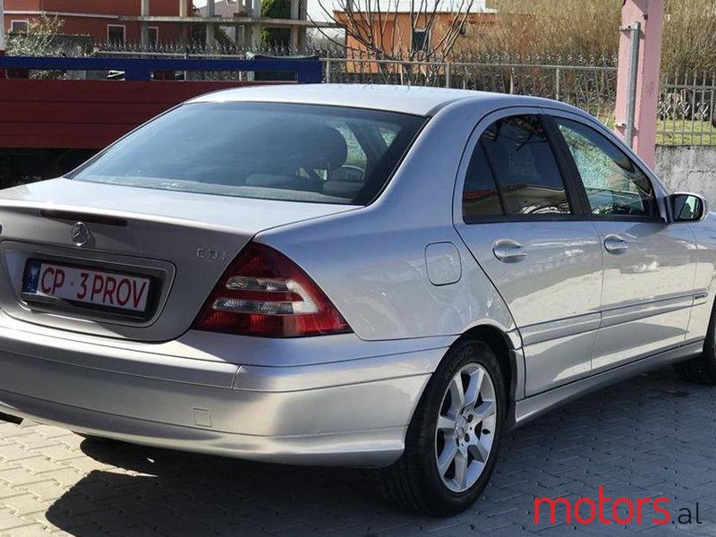 2006' Mercedes-Benz C 220 photo #1