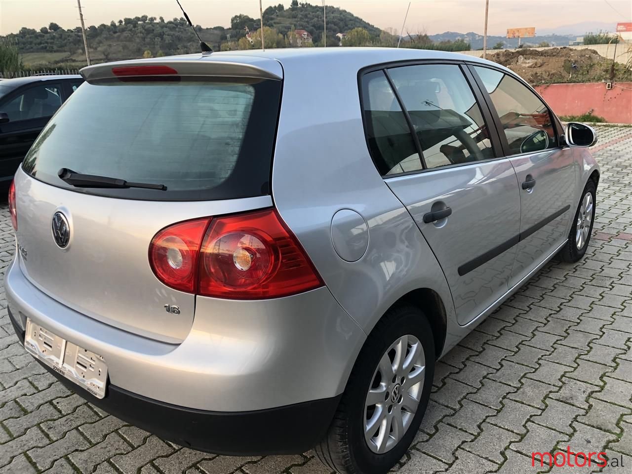 2006' Volkswagen Golf photo #6