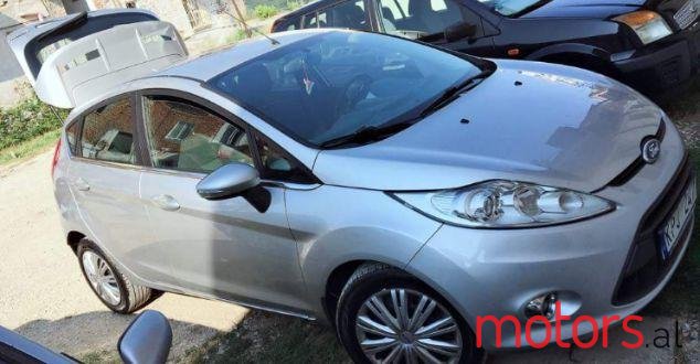 2011' Ford Fiesta photo #1