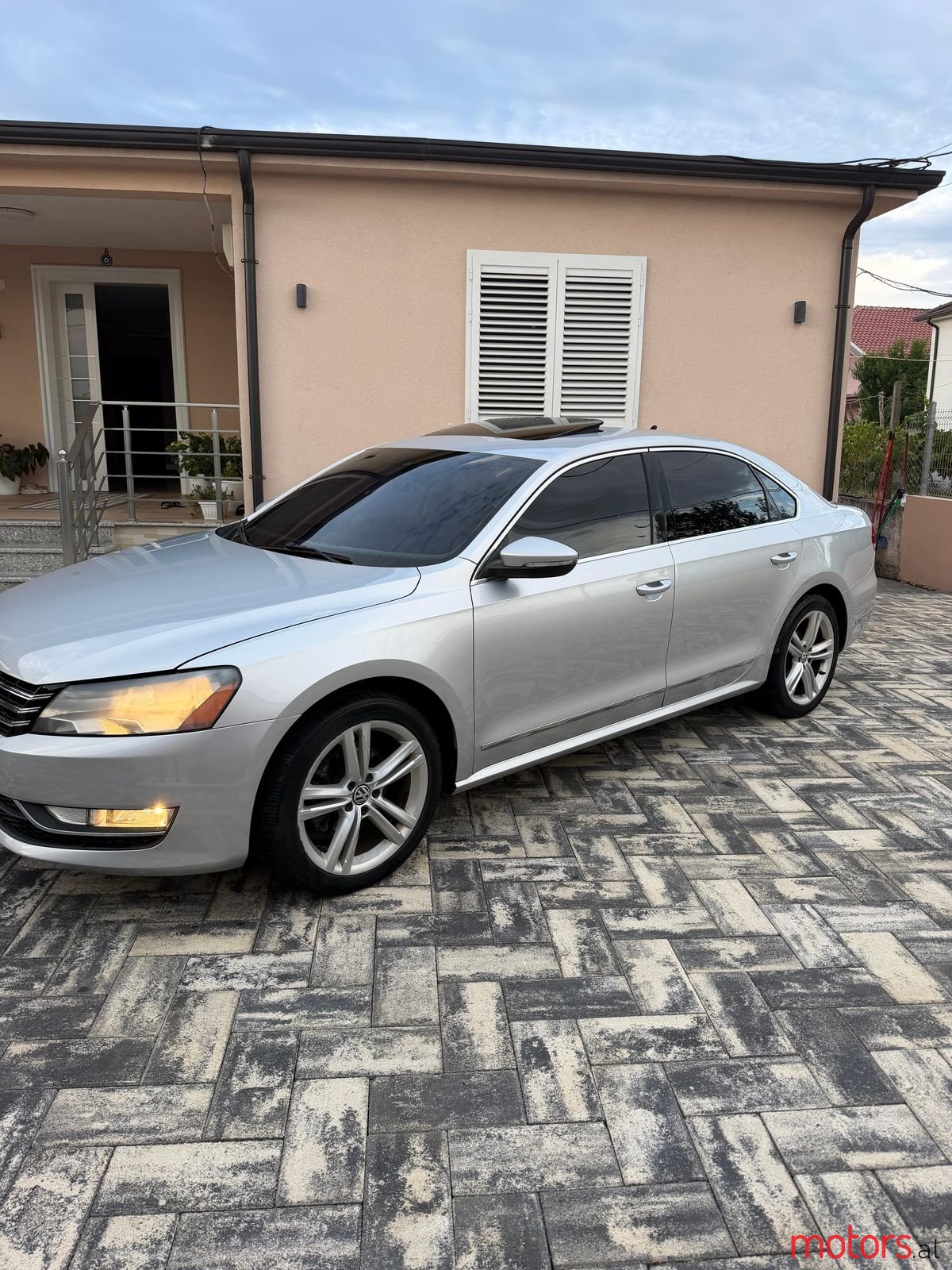 2014' Volkswagen Passat photo #2
