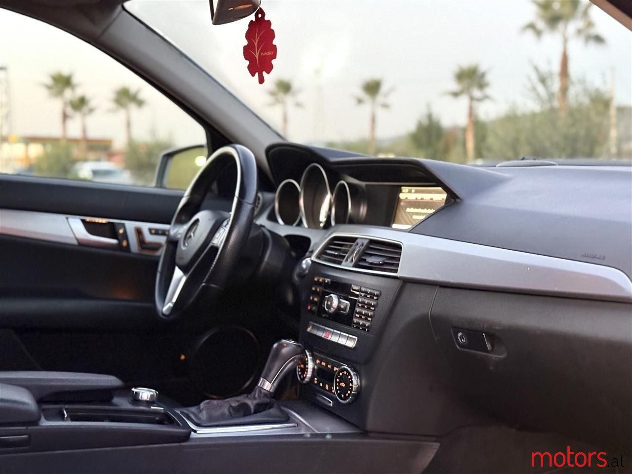 2014' Mercedes-Benz C 220 photo #5