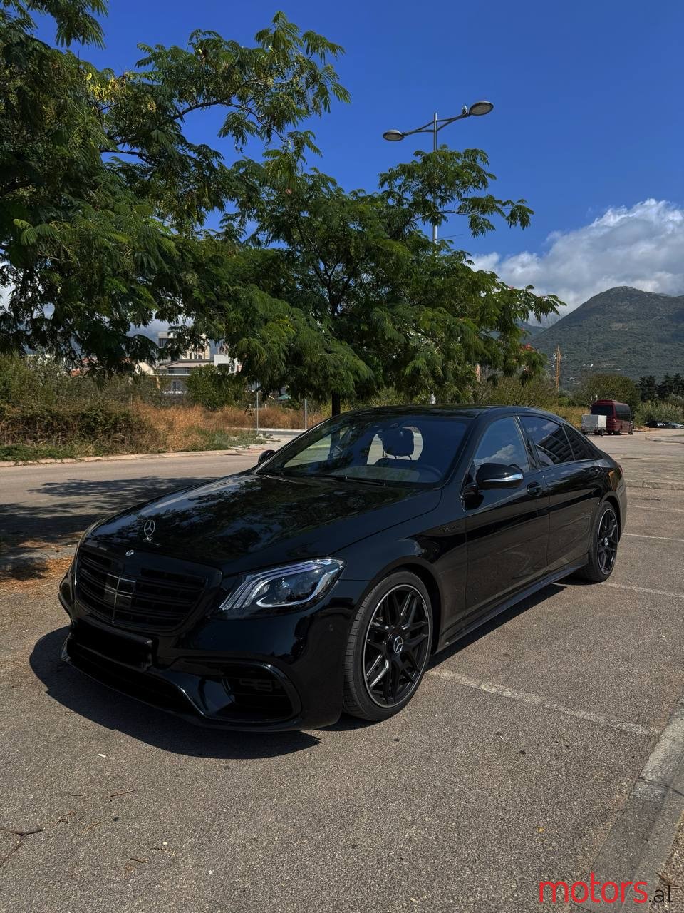 2017' Mercedes-Benz S 550 Long 6.3 body kit photo #5