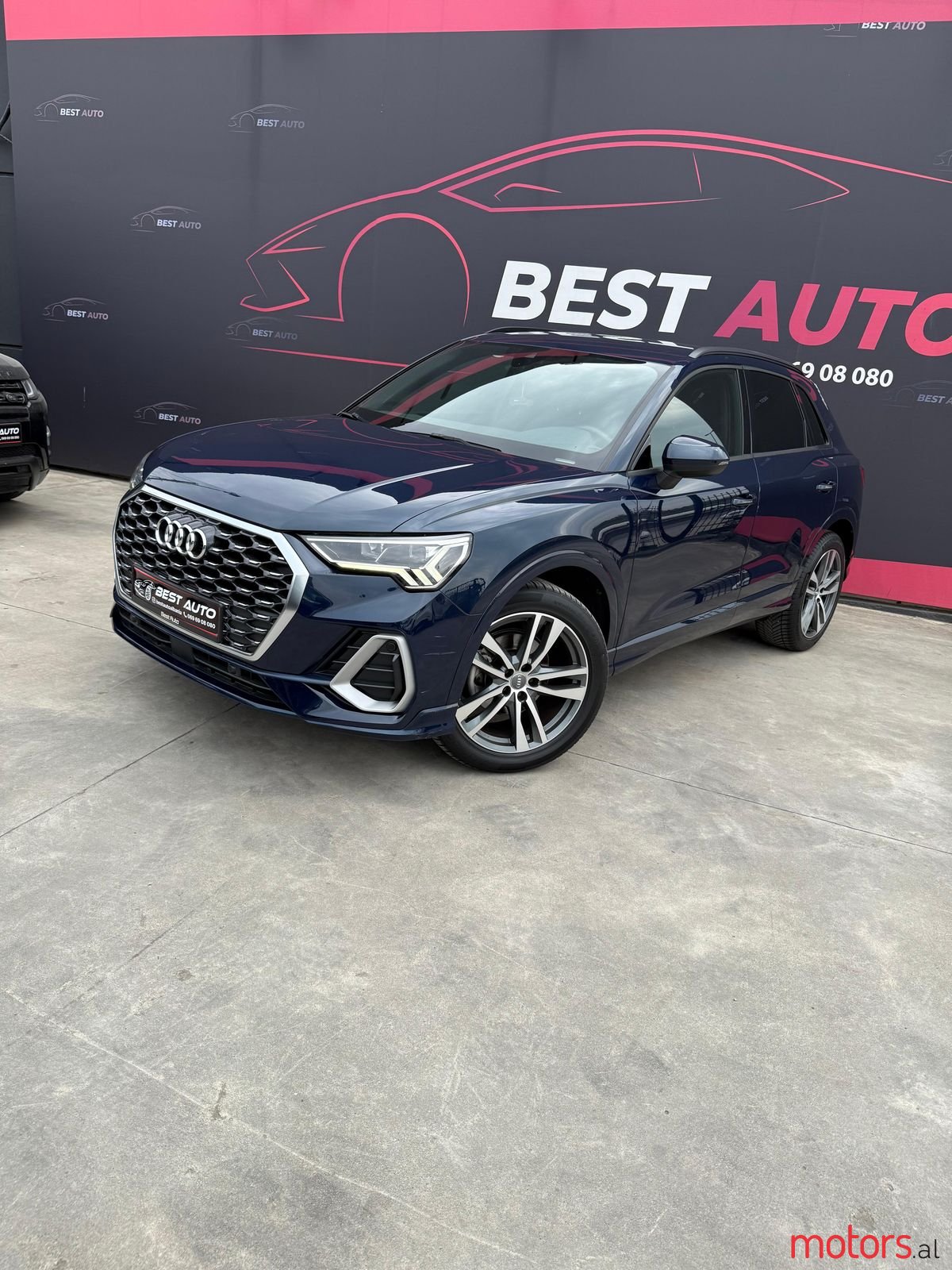 2019' Audi Q3 photo #2