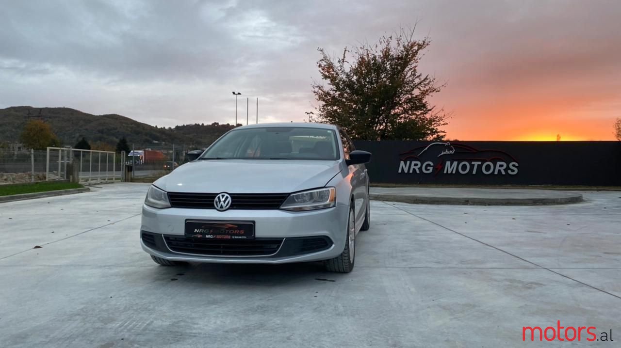 2011' Volkswagen Jetta photo #1