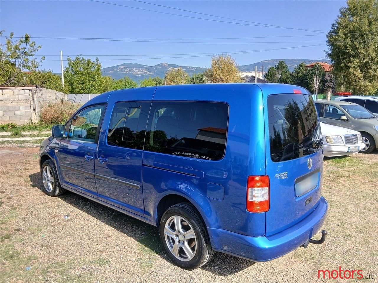 2008' Volkswagen Caddy photo #2