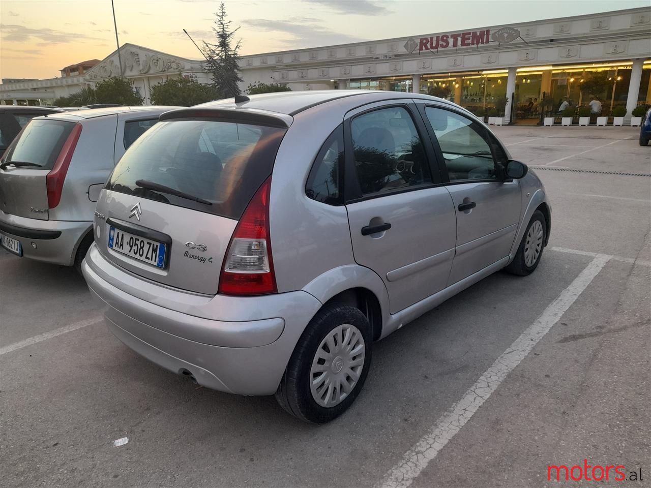 2010' Citroen C3 photo #5