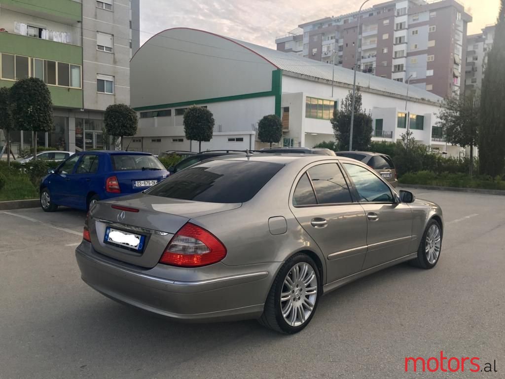 2006' Mercedes-Benz E 280 photo #3