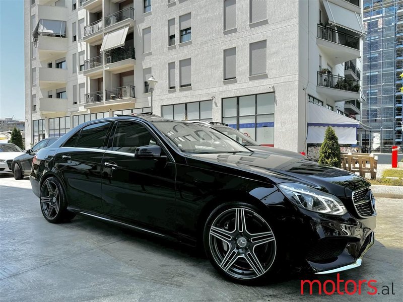 2014' Mercedes-Benz E 55 AMG photo #2