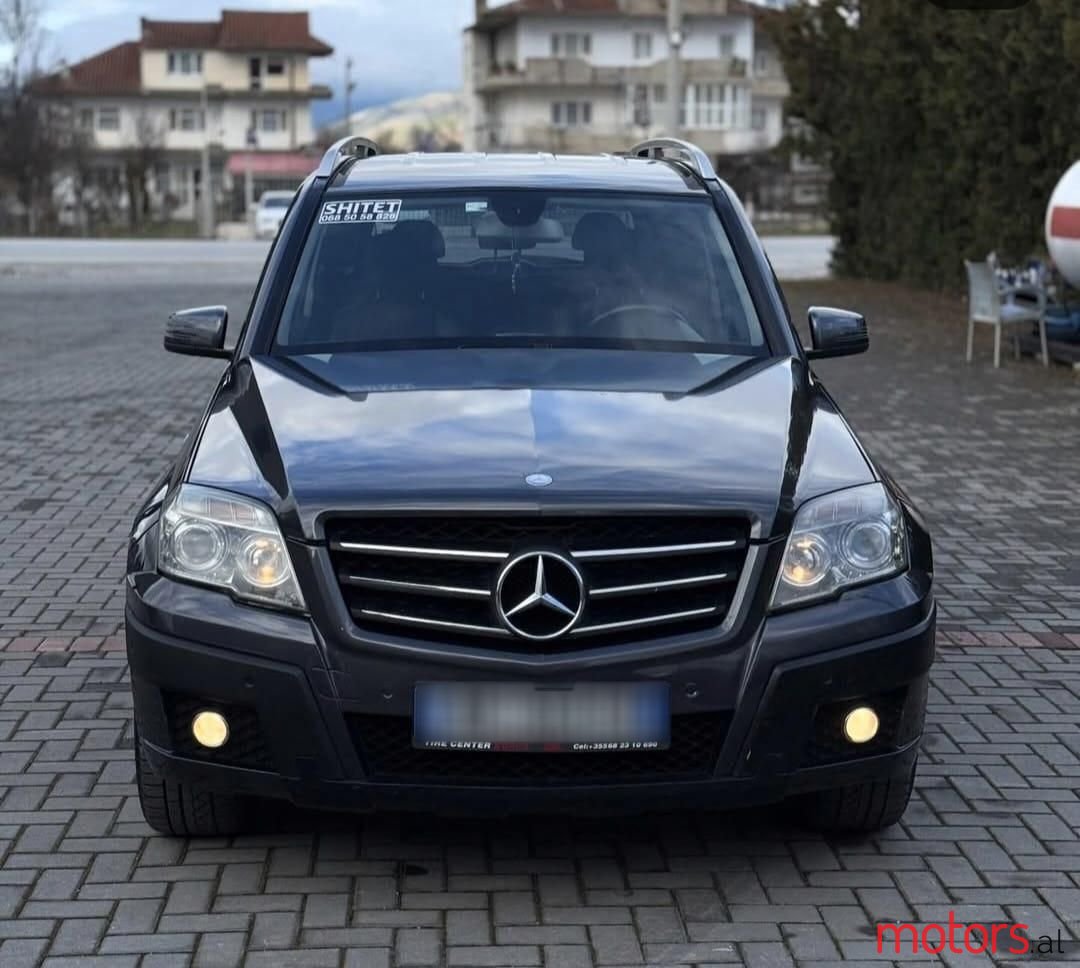 2009' Mercedes-Benz GLK 220 photo #1