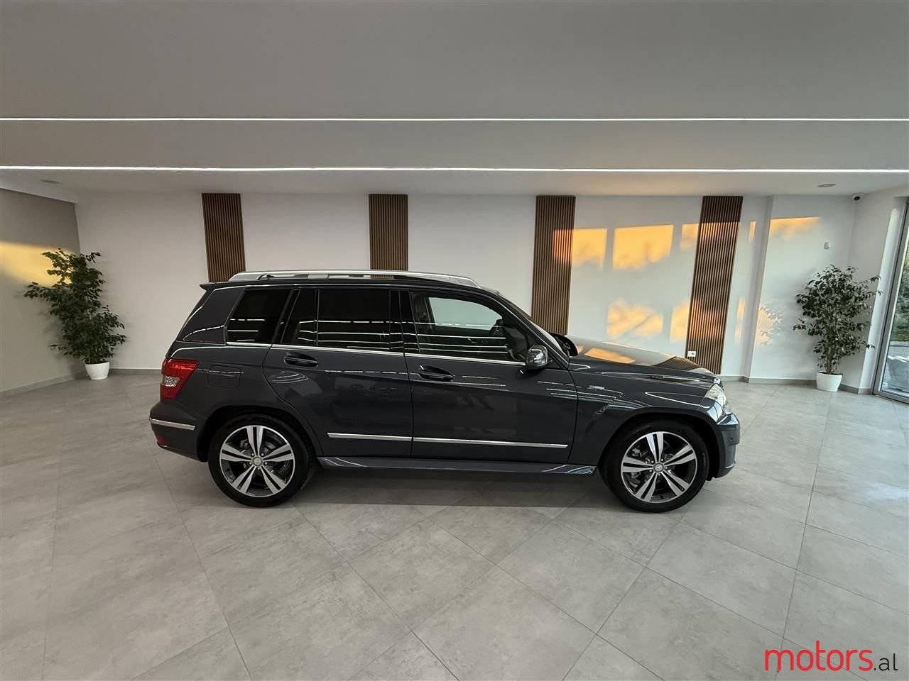 2010' Mercedes-Benz GLK 220 photo #4