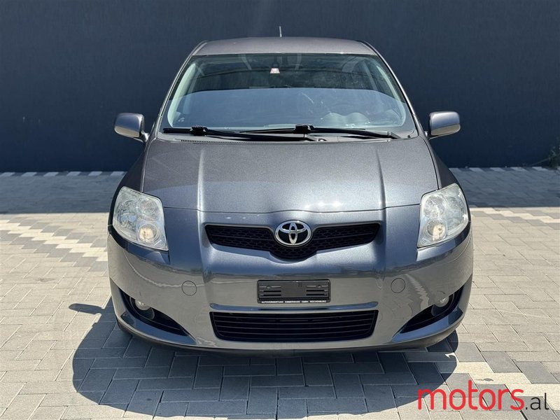 2008' Toyota Auris photo #5