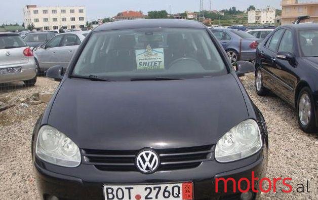 2005' Volkswagen Golf photo #2