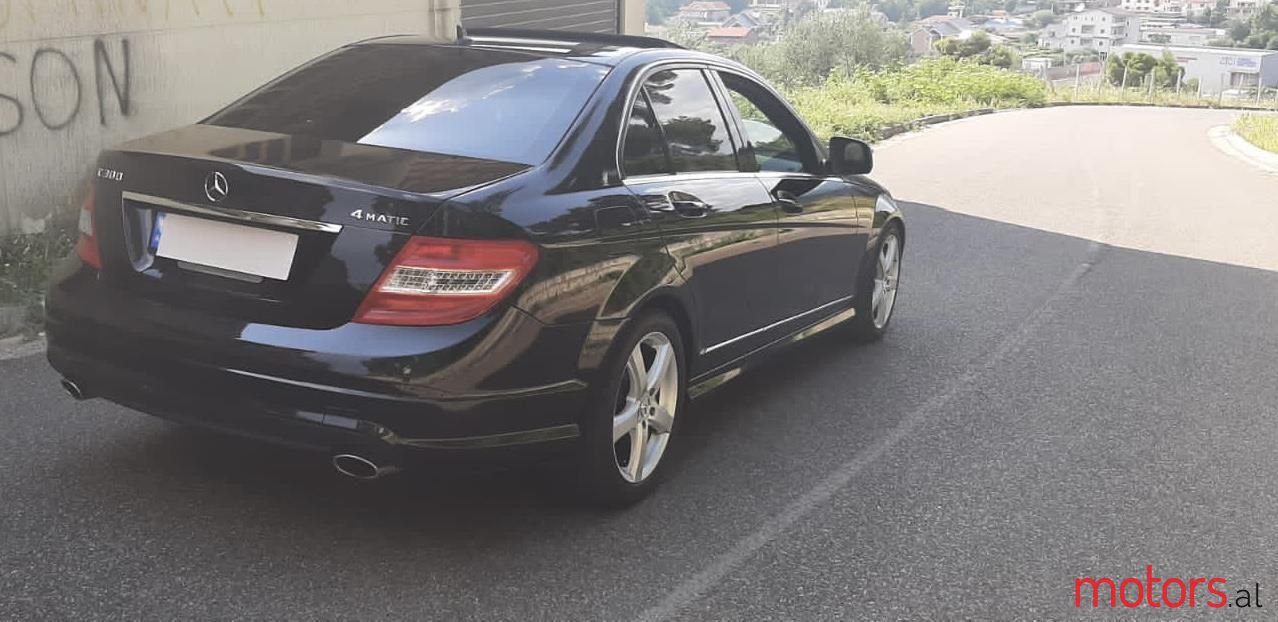 2009' Mercedes-Benz C 300 photo #5