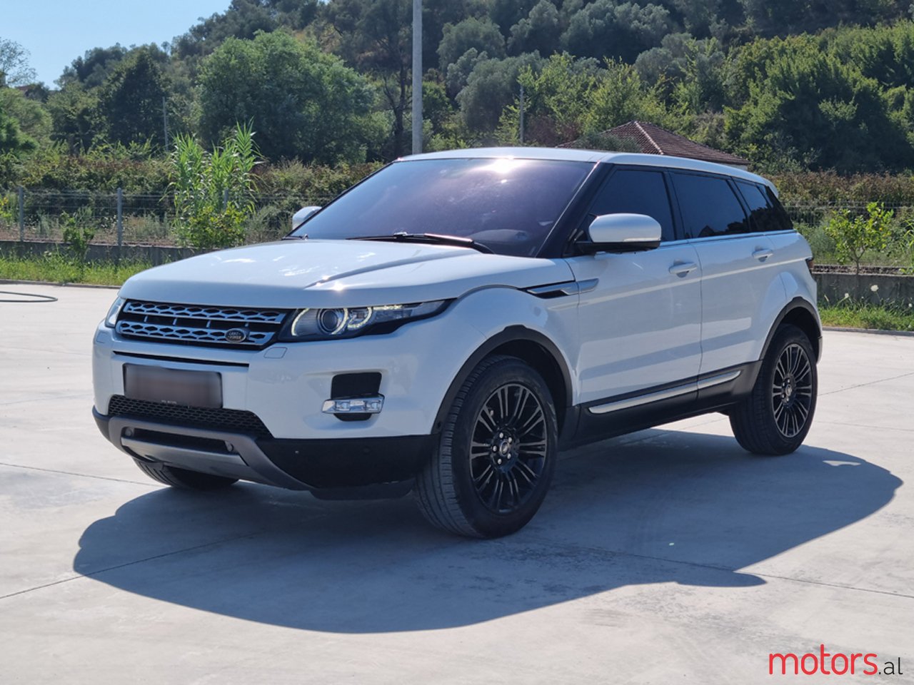 2013' Land Rover Range Rover Evoque photo #1