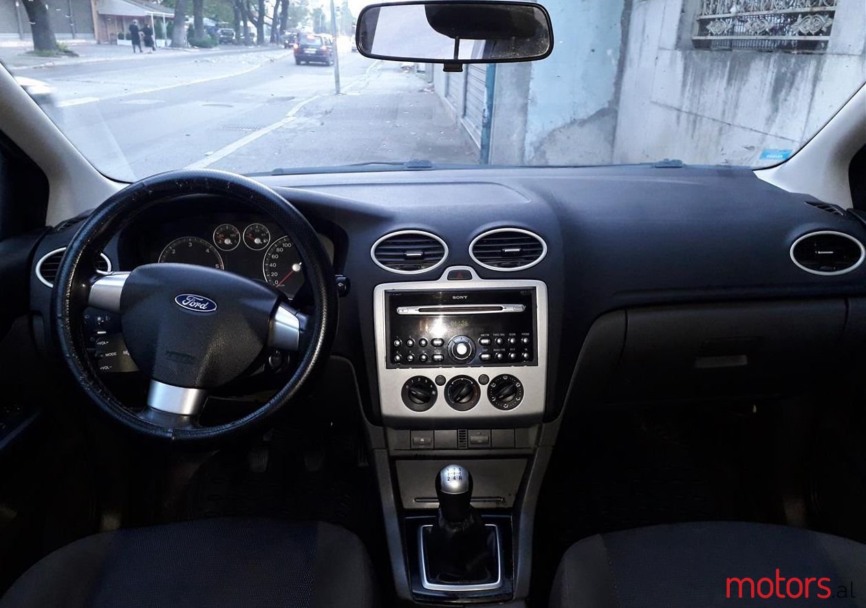 2006' Ford Focus photo #3