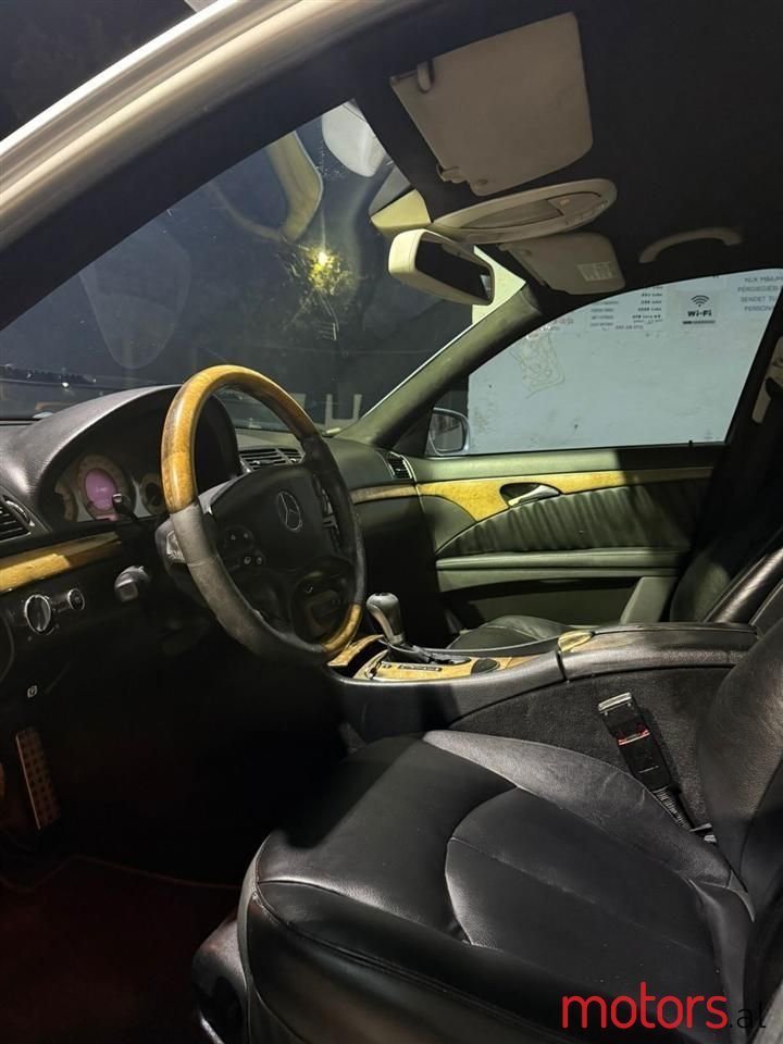 2007' Mercedes-Benz E 320 photo #4