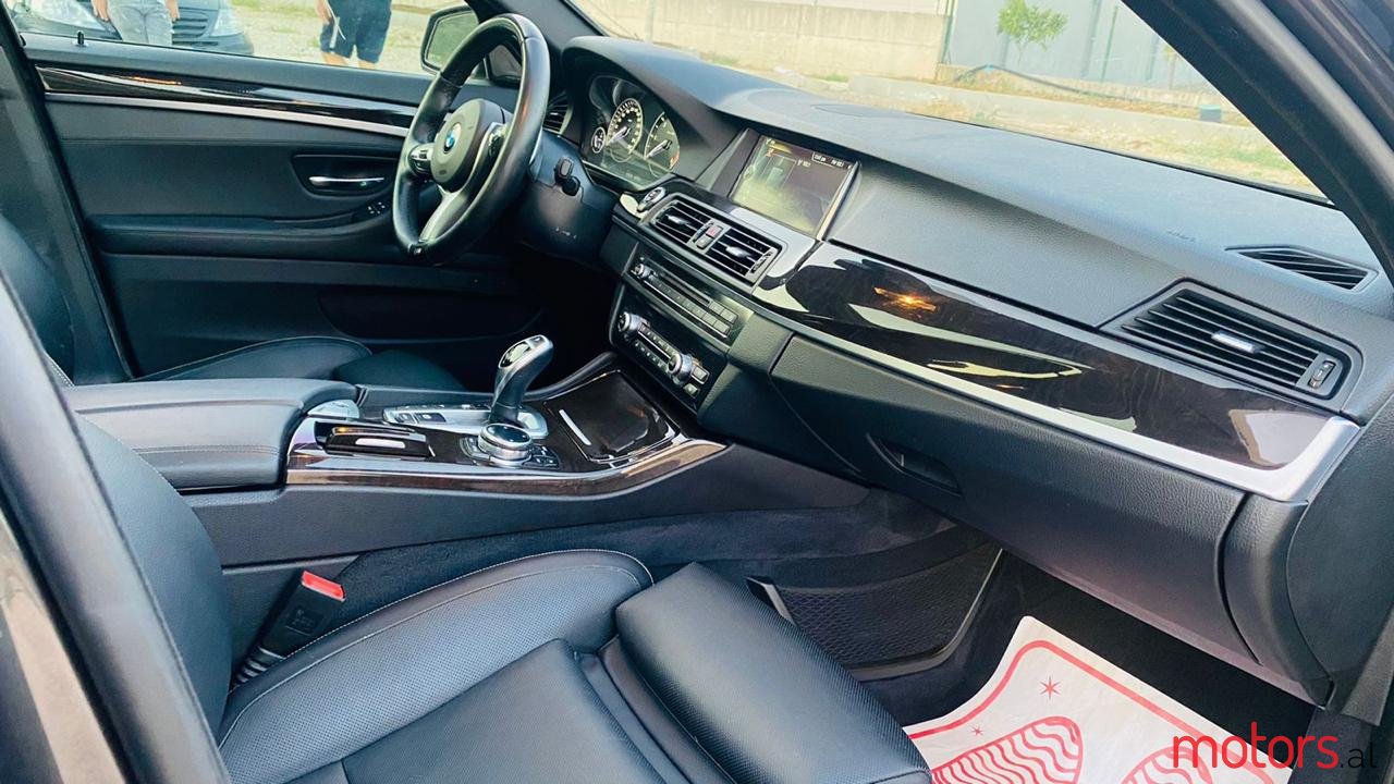 2014' BMW 5 Series photo #5