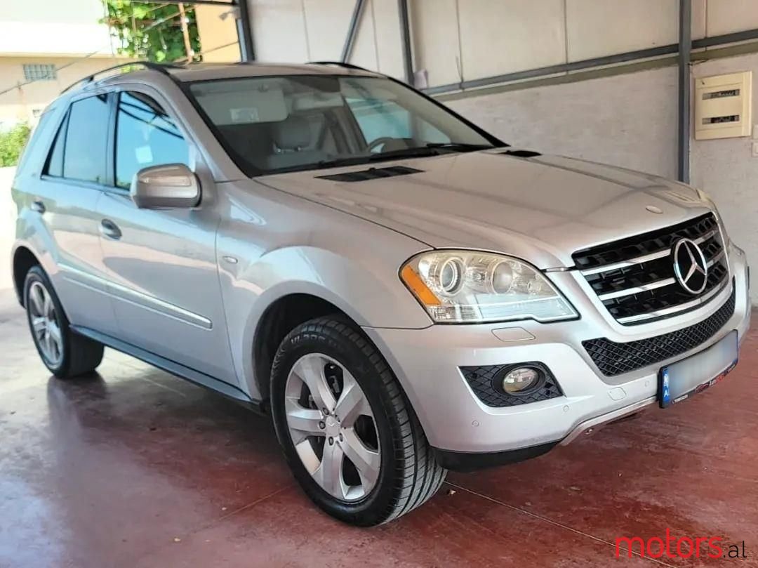 2009' Mercedes-Benz ML 320 photo #6