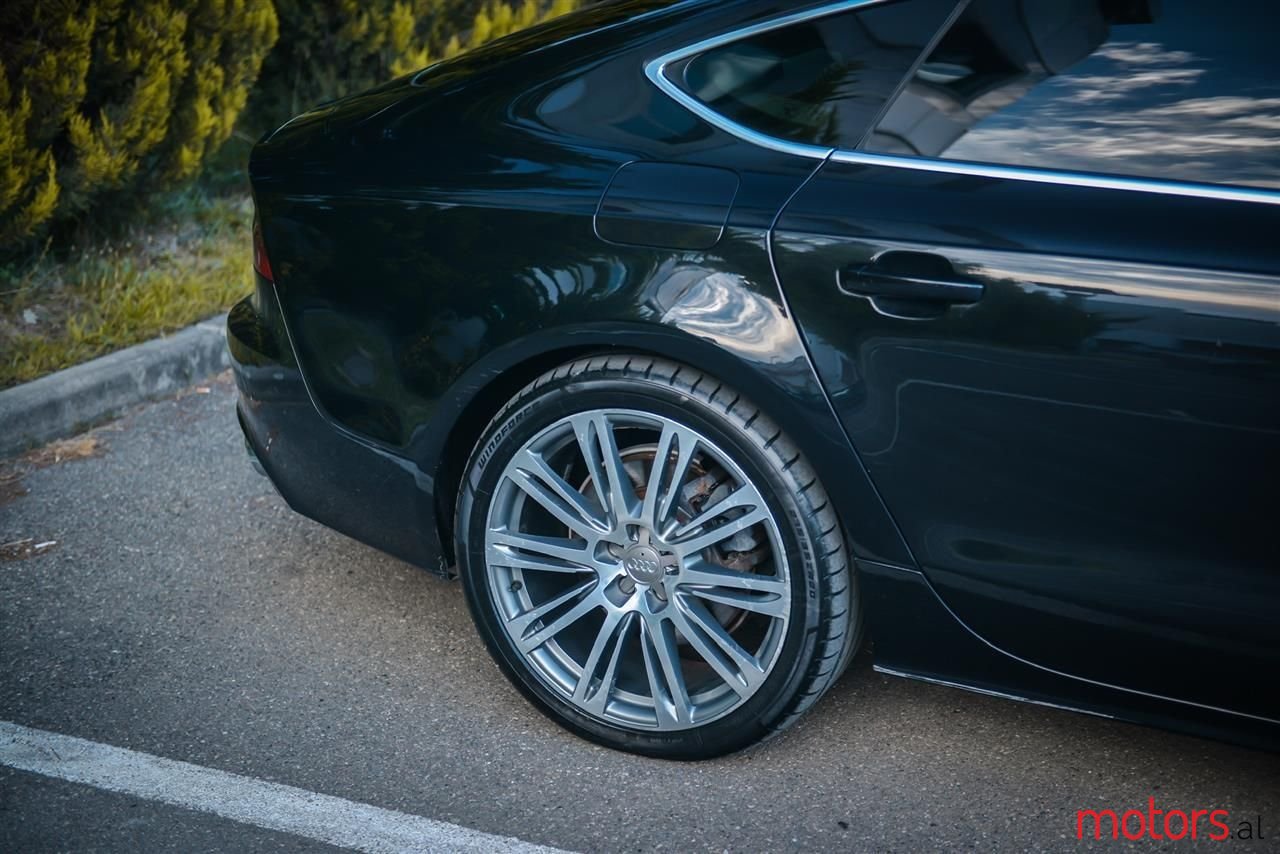 2011' Audi A7 photo #5