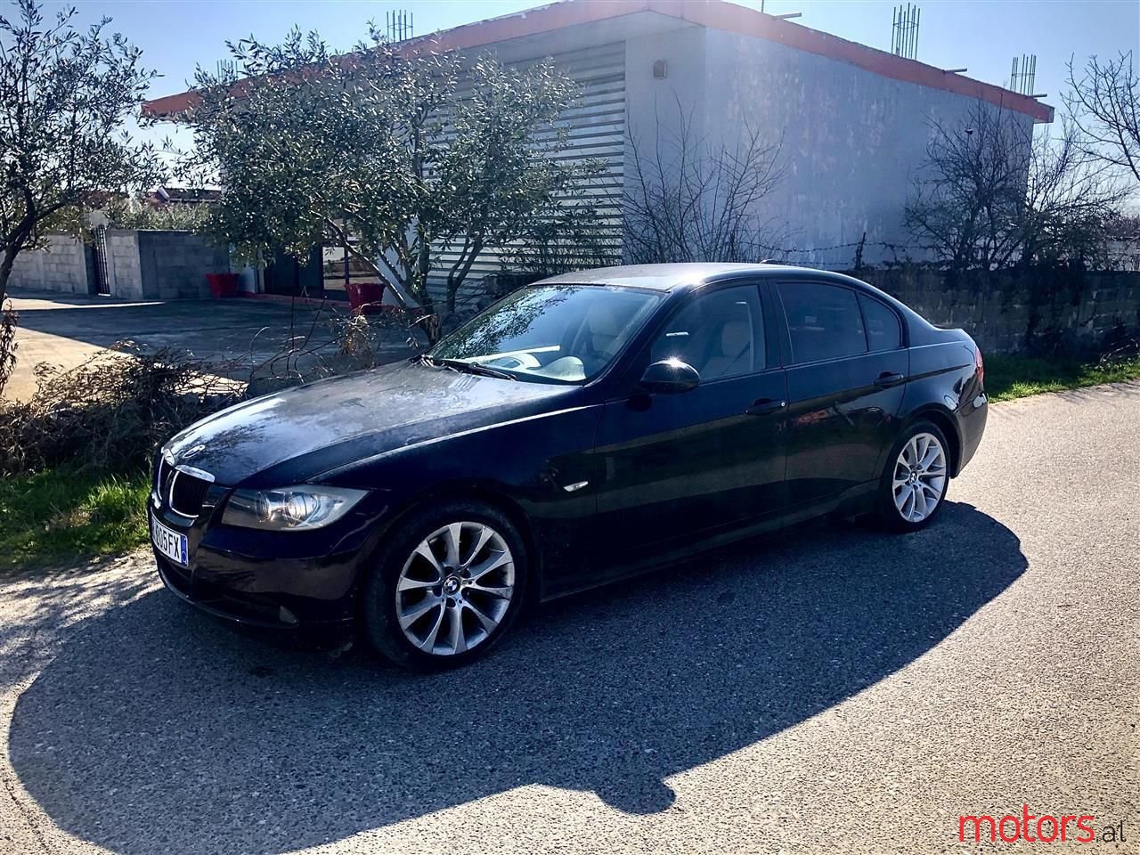 2008' BMW 320 photo #2