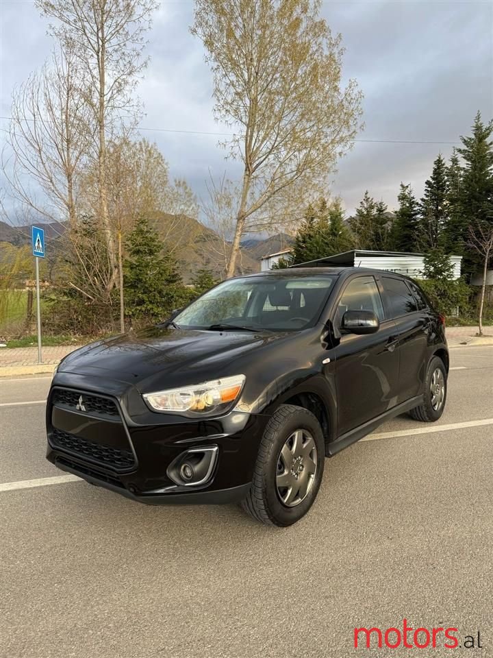 2014' Mitsubishi ASX photo #2