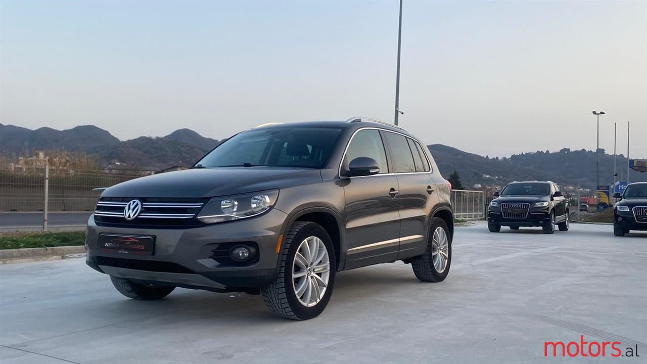 2013' Volkswagen Tiguan photo #1
