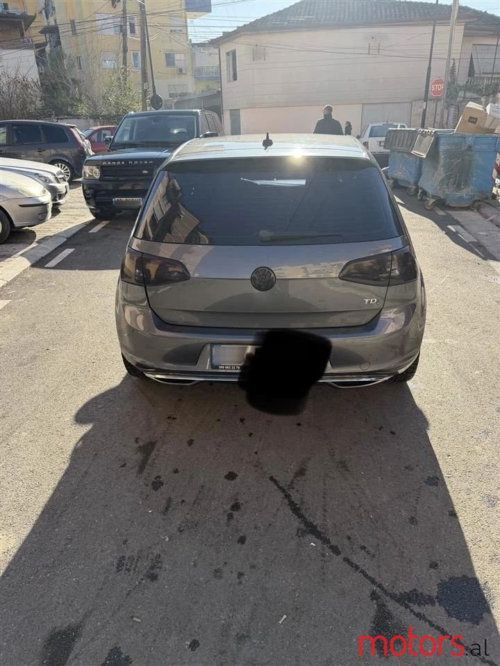 2015' Volkswagen Golf photo #2