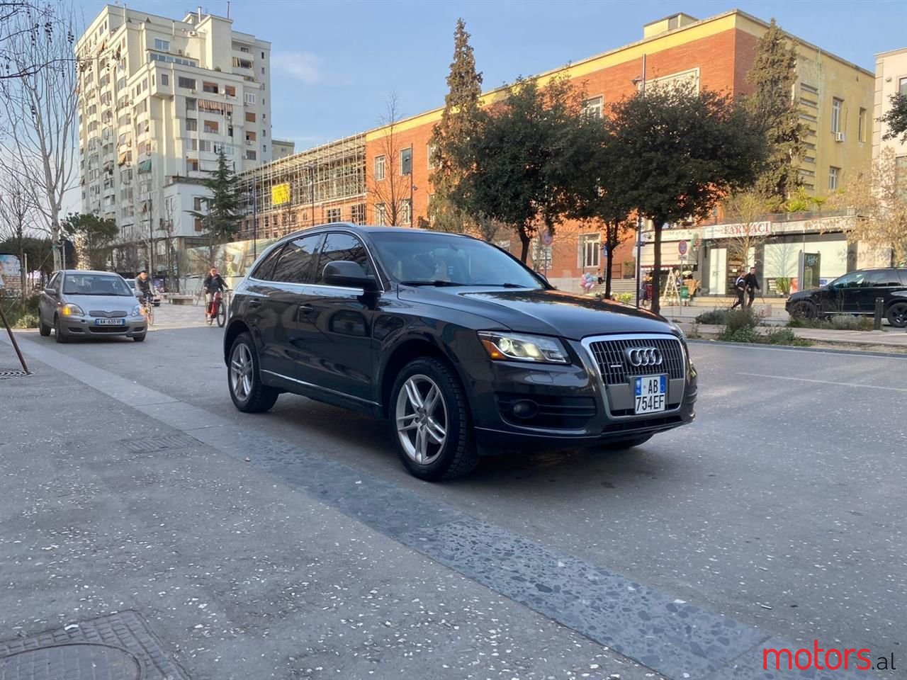 2011' Audi Q5 photo #2