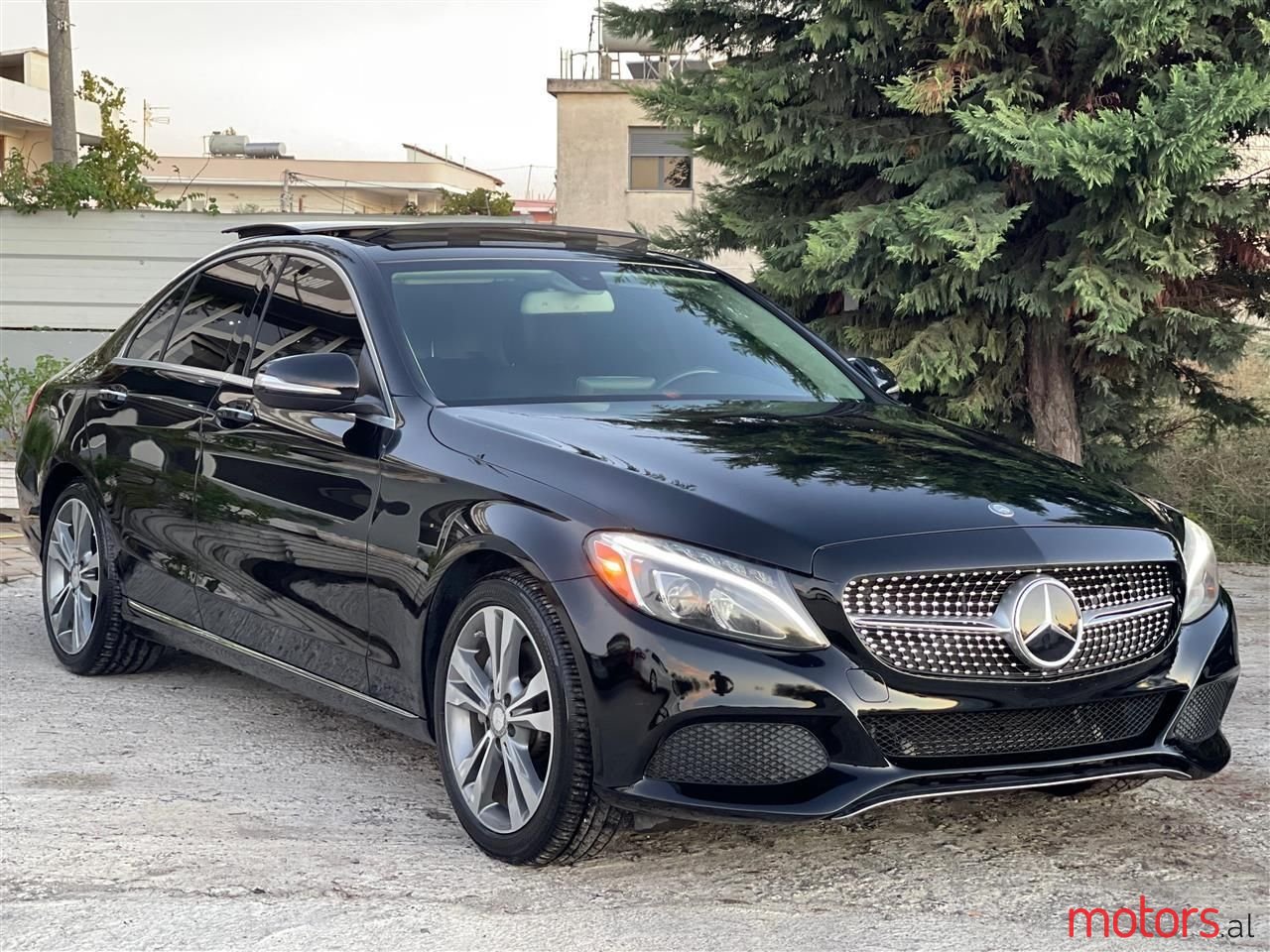 2016' Mercedes-Benz C 300 photo #2