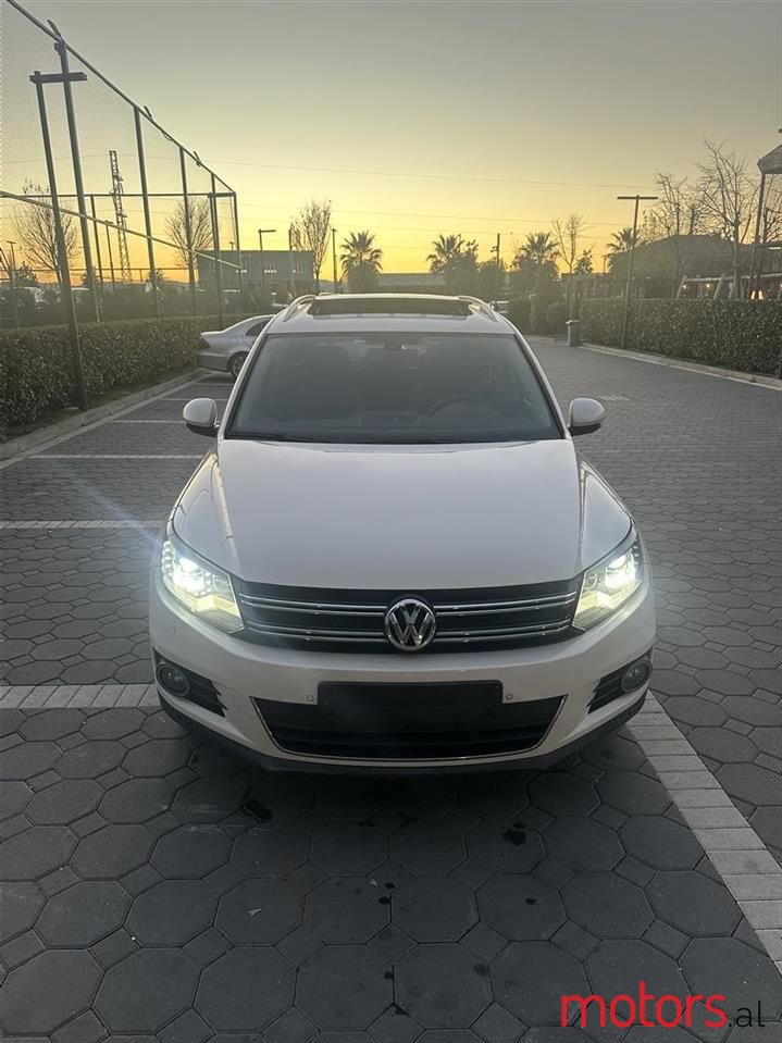 2014' Volkswagen Tiguan photo #4