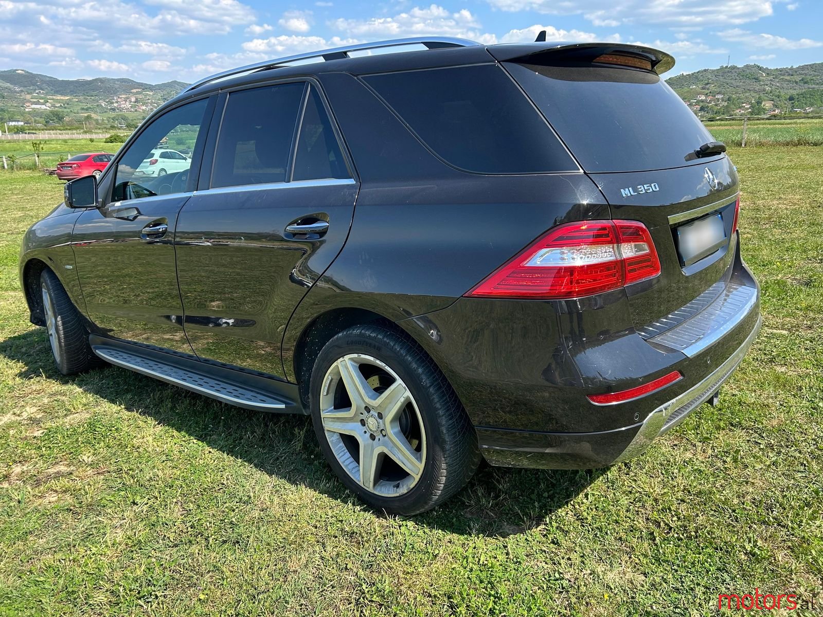 2012' Mercedes-Benz ML 350 photo #3