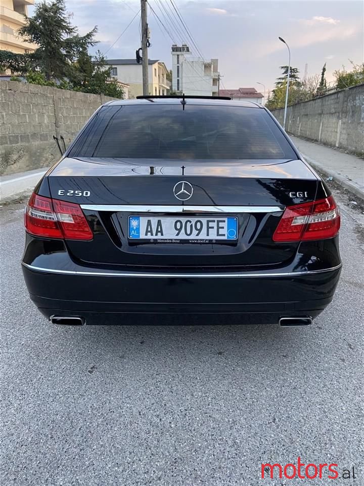 2010' Mercedes-Benz E 250 photo #4