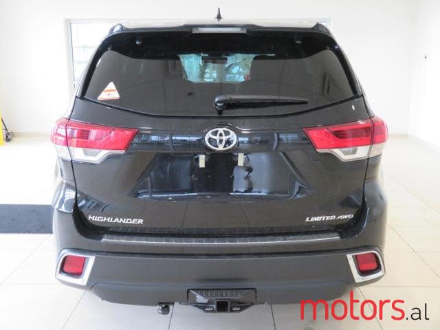 2018' Toyota Highlander photo #5