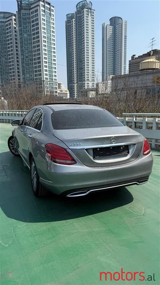 2015' Mercedes-Benz C 220 photo #3