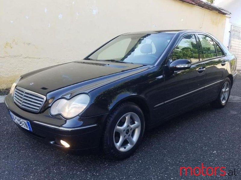 2001' Mercedes-Benz C 200 photo #1