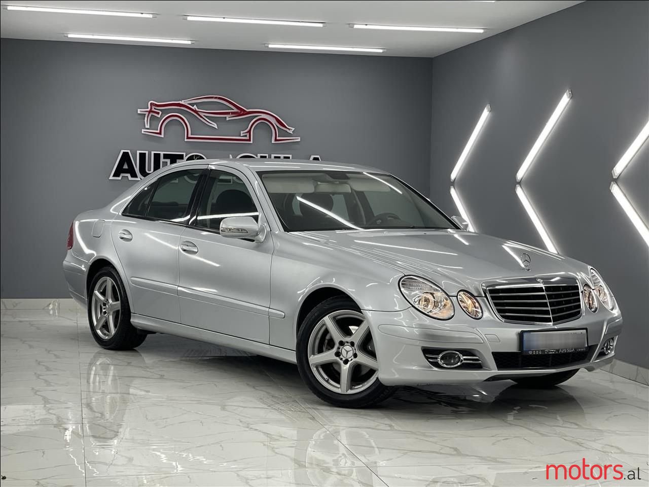 2007' Mercedes-Benz E 220 photo #3