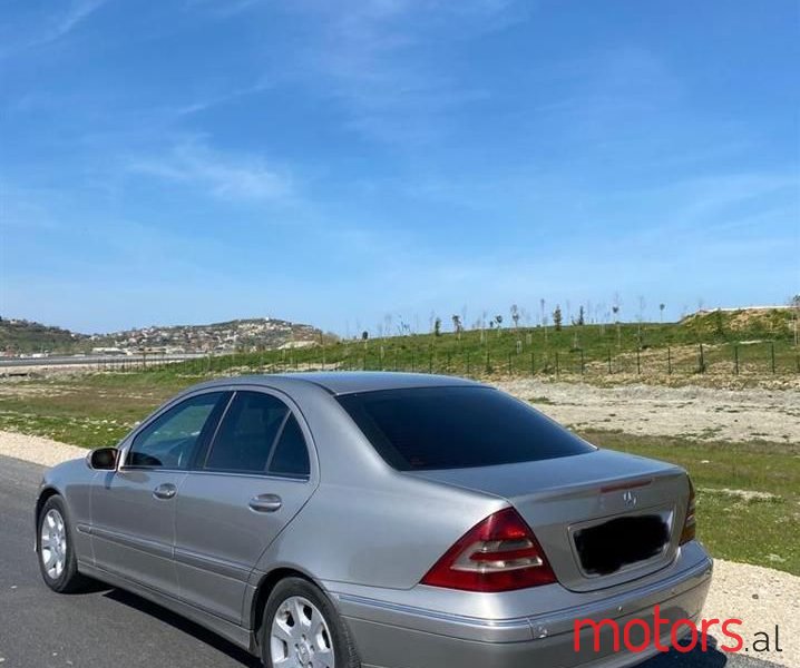 2005' Mercedes-Benz C 200 photo #1