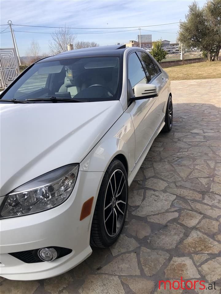 2009' Mercedes-Benz C 300 photo #2