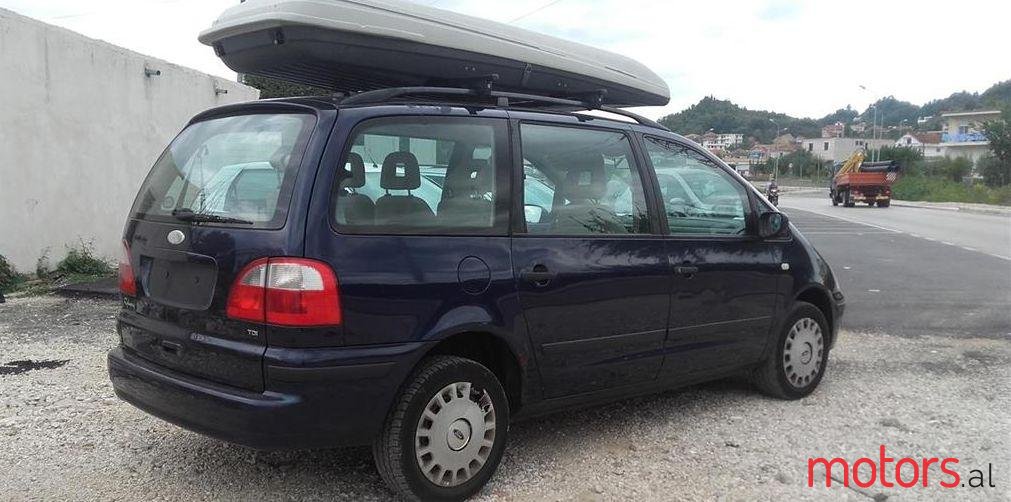 2002' Ford Galaxy photo #2