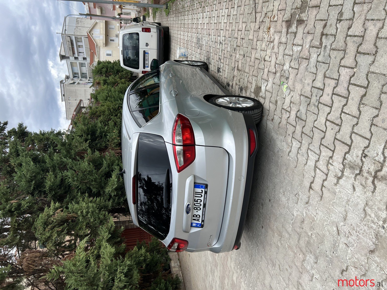 2012' Ford C-MAX photo #4