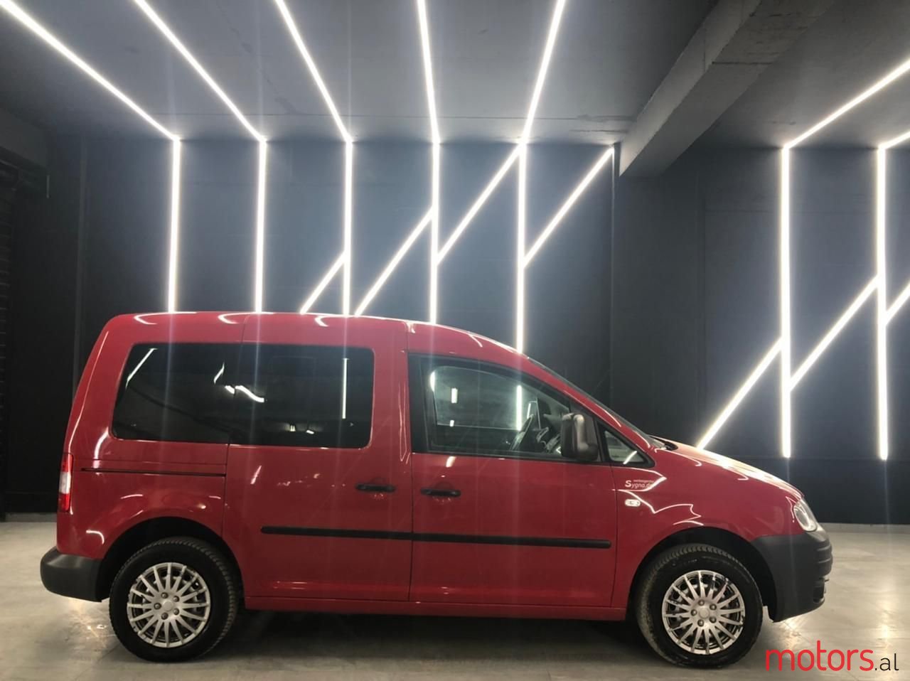 2006' Volkswagen Caddy photo #5