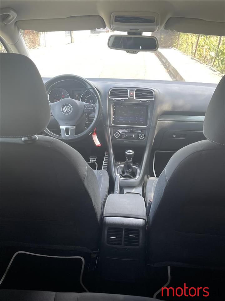 2012' Volkswagen Golf photo #6