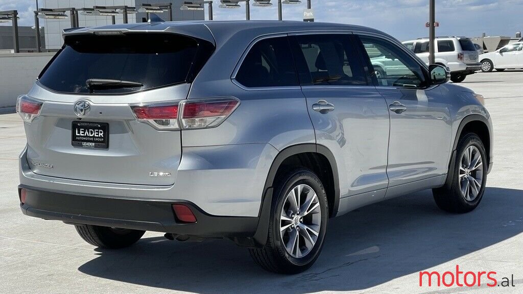 2020' Toyota Highlander Hybrid photo #4