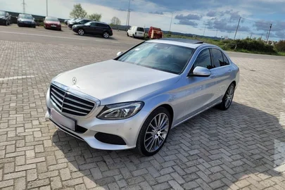 2015' Mercedes-Benz C 220