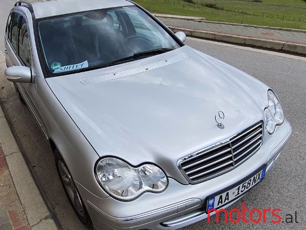 2005' Mercedes-Benz C-Class photo #1