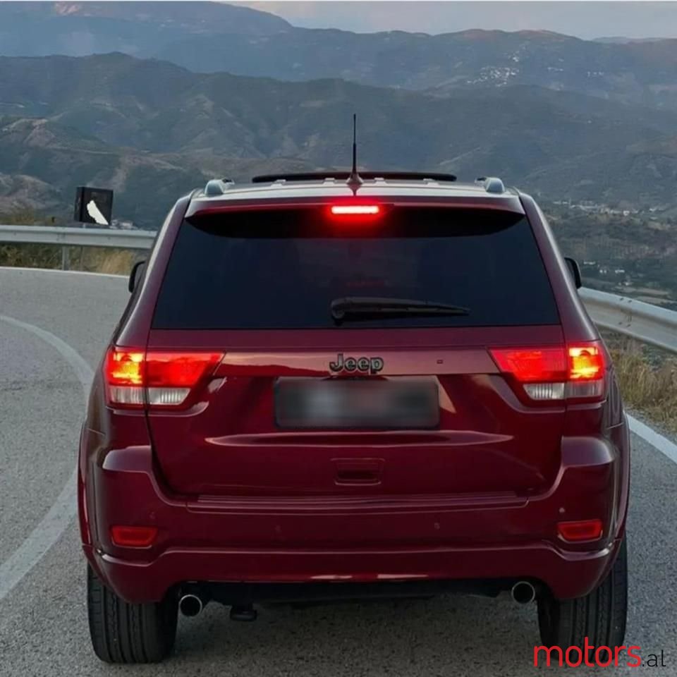 2012' Jeep Grand Cherokee photo #2